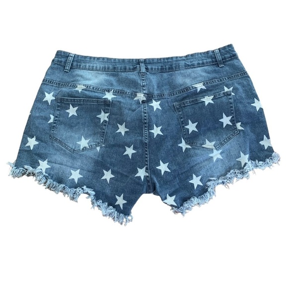 Jeans Star Embellished Denim Frayed Hem Shorts XXL - Picture 2 of 6